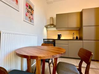 Luxury Suites Royal by Rikas Hotels - 7