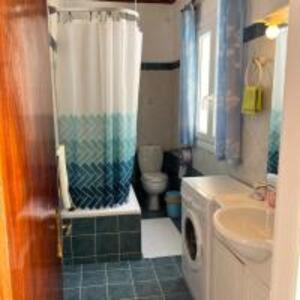 Poseidon Beach Bar & Restaurant Apartments - 8