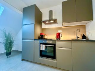 Luxury Suites Royal by Rikas Hotels - 2