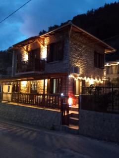 Αυθεντικό πετρινο στην Ναύπακτο - 6