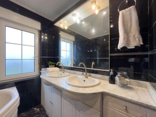 Chalet con piscina, jacuzzi y vistas al mar, a 5 min del puerto de Cudillero - 1