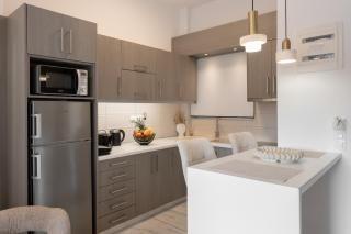 Diogenis Luxury Apartment Sea View - 4