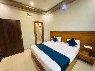 Hotel Santosh Heritage - 9