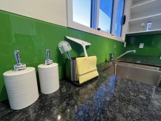 The Sweet Pea- Room 4 - 9