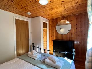 Bracken Lodge 7 with Hot Tub - 6