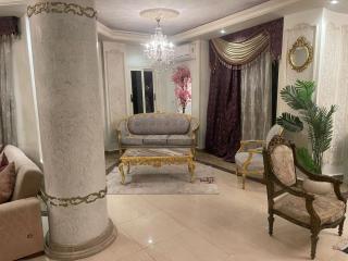 Luxury 3 bedrooms apartment for rent in a sheikh zayed compound - 8