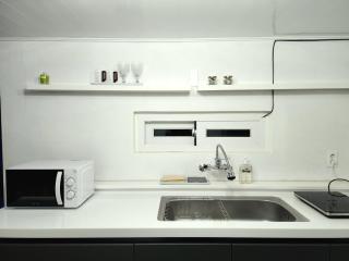 Soonbigi 순비기 Jeju Stone House in Seogwipo - 5