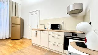 Night next to the Museum - 5