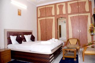 Villa Rang E Gulabi - 1