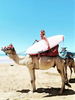 Boho Beige Apartment - Walkable to Beach with Workspace, Fast WiFi, AC & Full Kitchen - 2