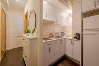 Pequeño descanso para 3, en Plaza de Chueca - Madrid - 4