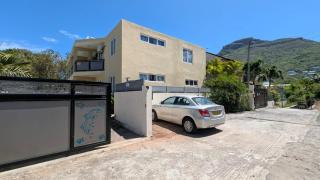 Tamarin APT 3 wPool- 4 min from Beach - 6