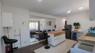 Tamarin APT 3 wPool- 4 min from Beach - 2