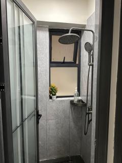 Marlynlo Stays and Realty - 8