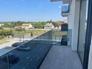 Spacious 3-Room Apartment - Long-Term Stay - 5