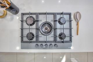 Silhouette by Solea Holiday Homes - Contemporary Living - 5