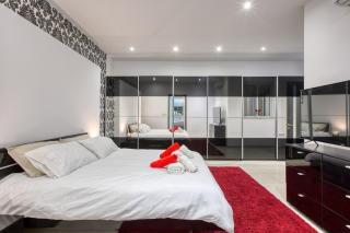 Silhouette by Solea Holiday Homes - Contemporary Living - 2