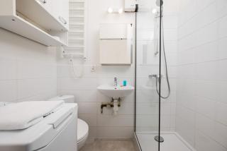 Saska Kępa Lavish Studio by BookingHost - 4