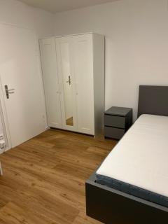 Zimmer in Stuttgart-Zuffenhausen - Gute Lage - Women Only - 6