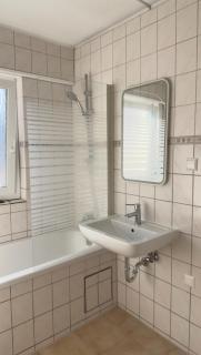 Zimmer in Stuttgart-Zuffenhausen - Gute Lage - Women Only - 3