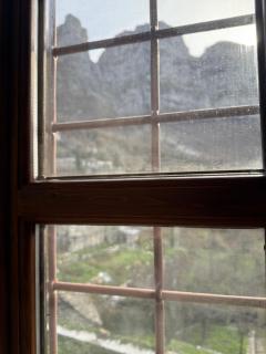 Ikojenia Traditional Lodge - 1