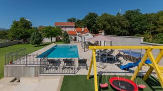 Villa Katarina - Makarska by Villas Guide - 9