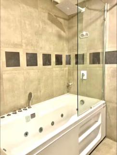 The Premier Centauras - 4