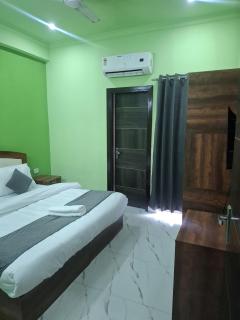 Crustz - Gurgaon - 5