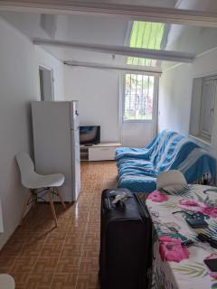 au calme, avec terrain et sentier littoral - 0