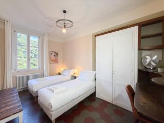 FREE PARKING - Elegant Two-Bedroom Apartment with Balcony - 2