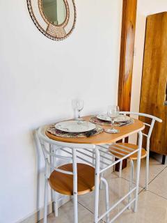 Comfy 2-Bedroom Apt 10mins Walk to Beach - GBHC8 - 3