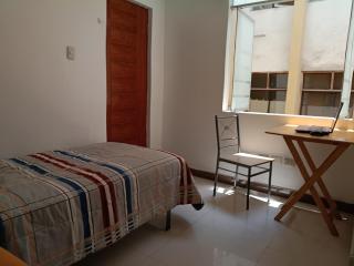 Habitación cerca de la embajada de Estados Unidos - 6