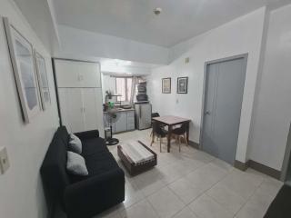 1 Bedroom Condo In Little Baguio Terraces, San Juan City - 2