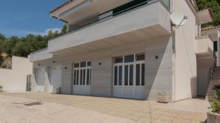 Villa Mandina - Makarska by Villas Guide - 1