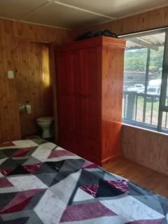 Barberton Troop Cabin - 4