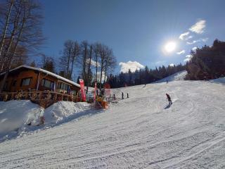 Finish Line Guest House - 0