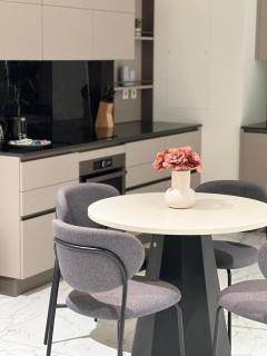 Mercury Tower Apartments By Dahlia - 3