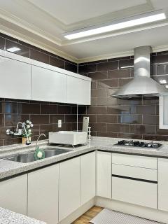 Maison Beommul Green Gate - 2