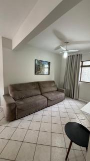 Apto com ótima localização, centro de Meia Praia - 6