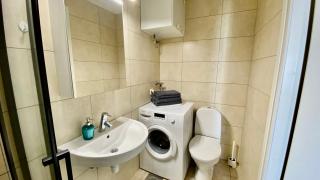 City Heart Studio with Stunning Sea & City Views - 6