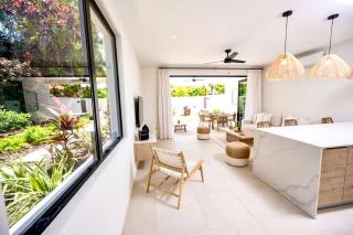 Azzurro Townhouses - by ZenBreak - 3