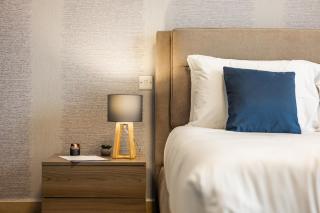 Luxury Apartment with Pool and Terrace, Top Location - 2