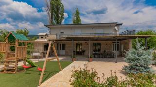 Beautiful Villa Miki with pool in Makarska - 8