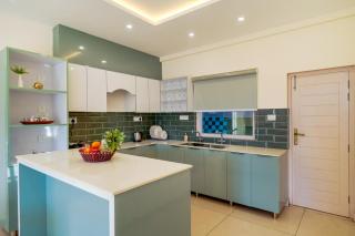 Hillshades 3-BHK With Sit-out Area, Shared Pool, Restaurant, Game Zone and Scenic Hill Views - 1