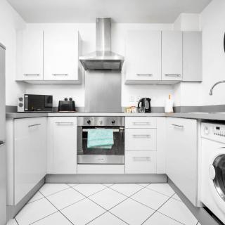 City Centre Apartment with Private Terrace - Pet Friendly 126S - 7