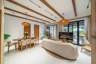 Sorento by DH - Prime Spot with Private Pool - 6