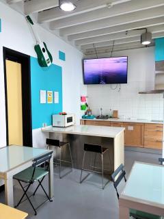 SEVILLE YOUR WAY - 2