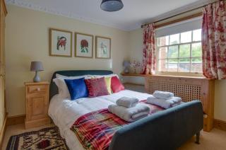 4 Bed in Harpley oc-1989 - 2