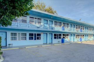 Leeward Motel By Capital O North Miami Beachside - 7
