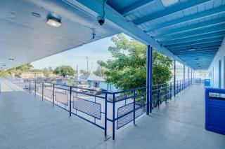 Leeward Motel By Capital O North Miami Beachside - 2